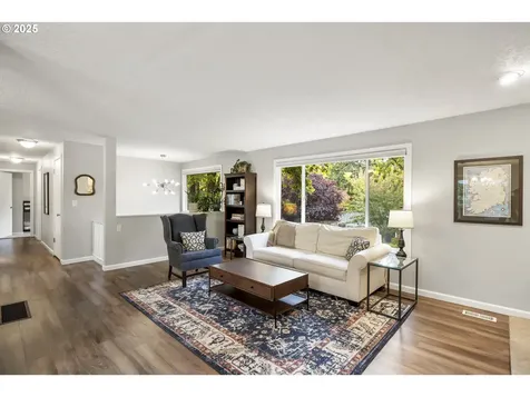 9690 SW New Forest Drive Beaverton OR 97008