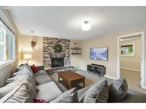 9690 SW New Forest Drive Beaverton OR 97008