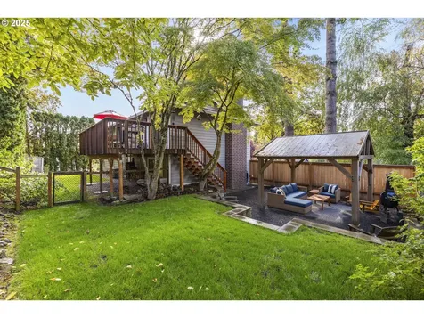 9690 SW New Forest Drive Beaverton OR 97008