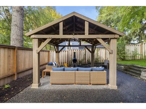 9690 SW New Forest Drive Beaverton OR 97008