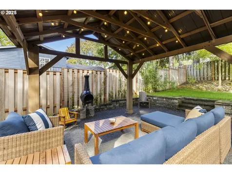 9690 SW New Forest Drive Beaverton OR 97008