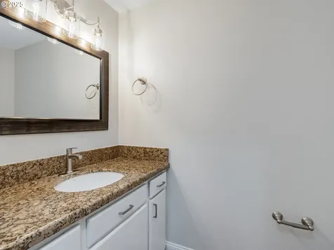 11523 NE 32nd Street Vancouver WA 98682