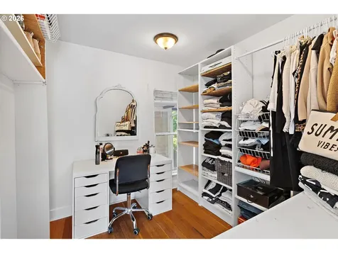 1337 SE Lexington Street Portland OR 97202