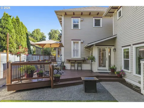1337 SE Lexington Street Portland OR 97202