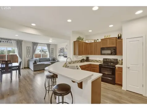 33299 SW Havlik Drive Scappoose OR 97056