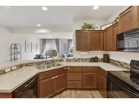33299 SW Havlik Drive Scappoose OR 97056