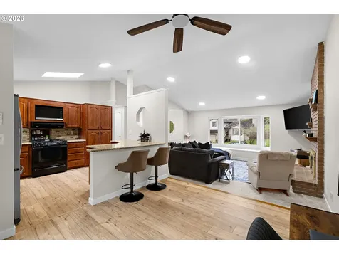 1472 SW 14th Street Gresham OR 97080