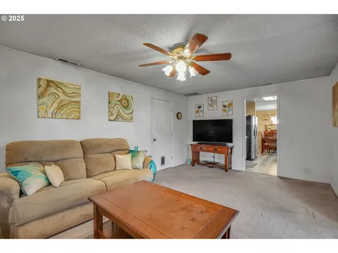 17277 SW Sugar Plum Court Beaverton OR 97007