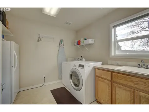 403 NW 104th Circle Vancouver WA 98685