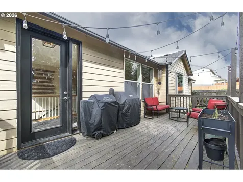 403 NW 104th Circle Vancouver WA 98685