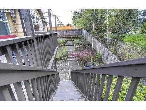 403 NW 104th Circle Vancouver WA 98685