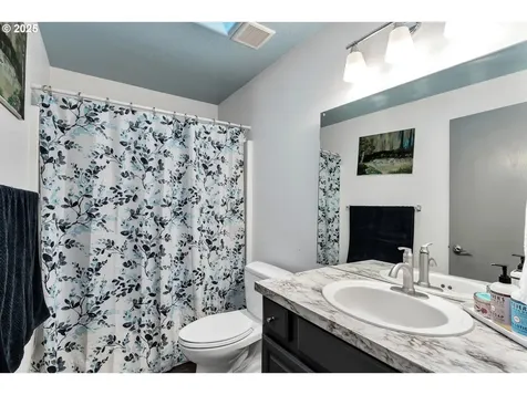 4327 SE 136th Avenue Portland OR 97236