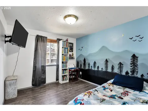 4327 SE 136th Avenue Portland OR 97236