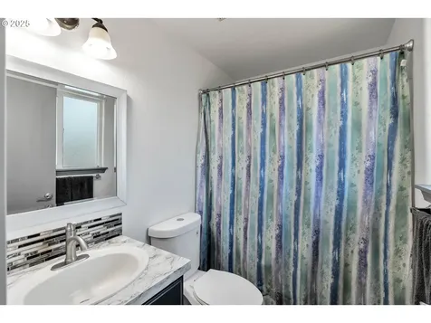 4327 SE 136th Avenue Portland OR 97236