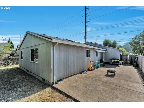 4327 SE 136th Avenue Portland OR 97236