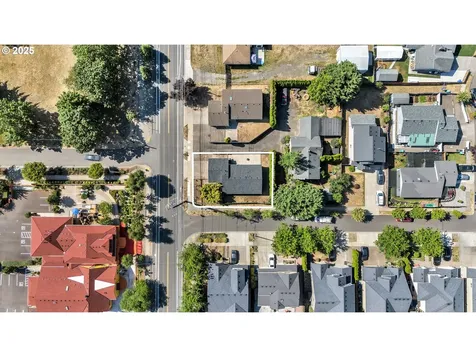 4327 SE 136th Avenue Portland OR 97236