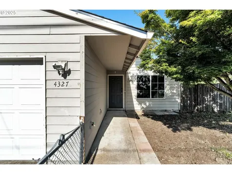 4327 SE 136th Avenue Portland OR 97236