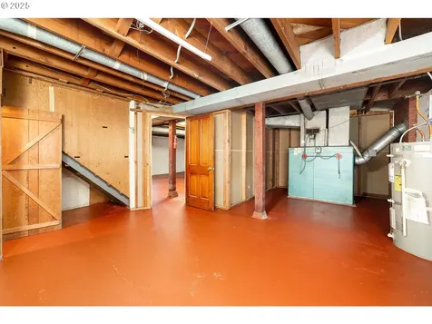 9919 NE Mason Street Portland OR 97220