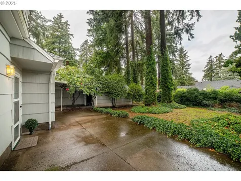 9919 NE Mason Street Portland OR 97220