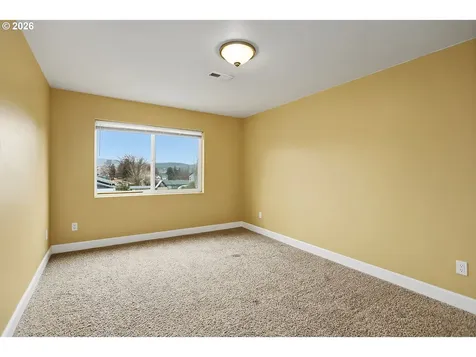340 NE 7th Street Dufur OR 97021