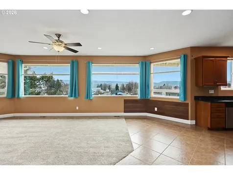 340 NE 7th Street Dufur OR 97021