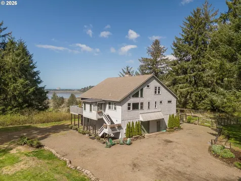 40195 Little Nestucca Rive Highway Cloverdale OR 97112