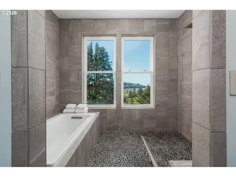 40195 Little Nestucca Rive Highway Cloverdale OR 97112