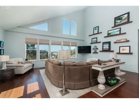 40195 Little Nestucca Rive Highway Cloverdale OR 97112
