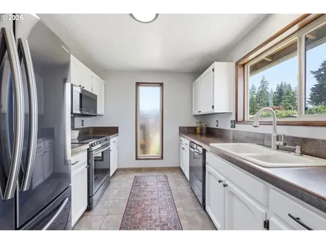 102 Sherwood Lane Castle Rock WA 98611