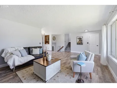 102 Sherwood Lane Castle Rock WA 98611