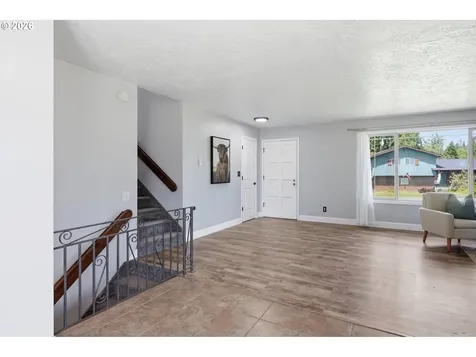 102 Sherwood Lane Castle Rock WA 98611