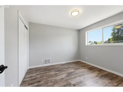 102 Sherwood Lane Castle Rock WA 98611