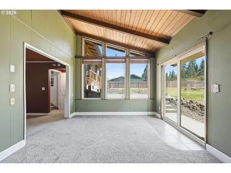 102 Sherwood Lane Castle Rock WA 98611
