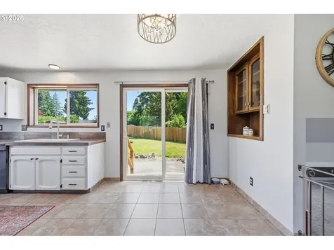 102 Sherwood Lane Castle Rock WA 98611