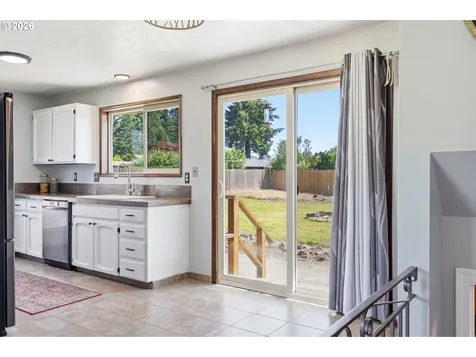 102 Sherwood Lane Castle Rock WA 98611