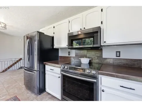 102 Sherwood Lane Castle Rock WA 98611