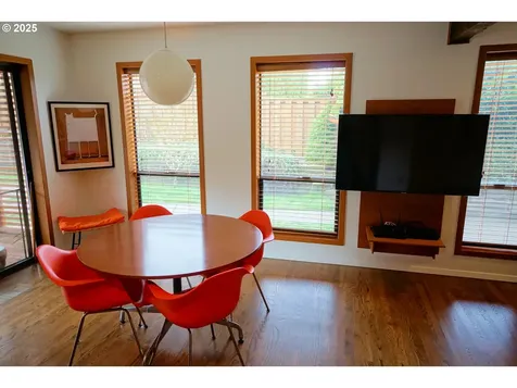 124 SW 6th Court Gresham OR 97080