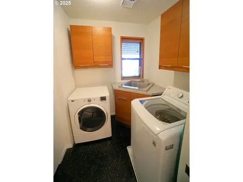 124 SW 6th Court Gresham OR 97080