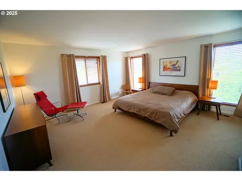 124 SW 6th Court Gresham OR 97080