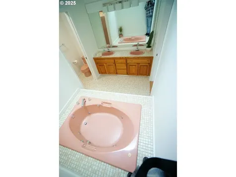 124 SW 6th Court Gresham OR 97080