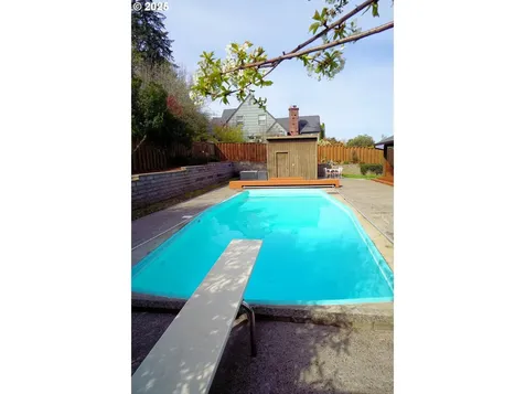 124 SW 6th Court Gresham OR 97080