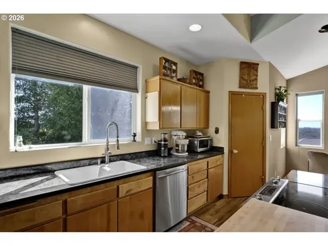 3520 Ocean View Drive Florence OR 97439