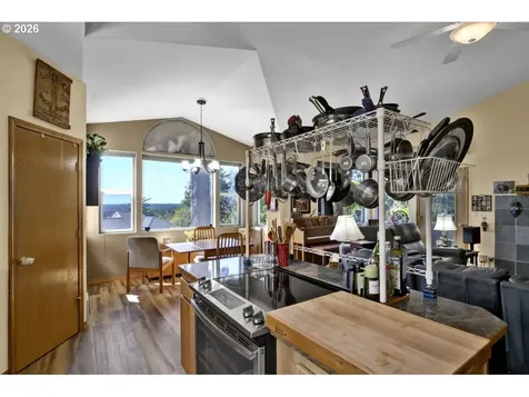 3520 Ocean View Drive Florence OR 97439