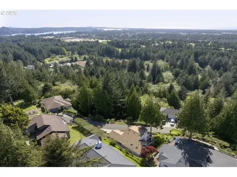 3520 Ocean View Drive Florence OR 97439