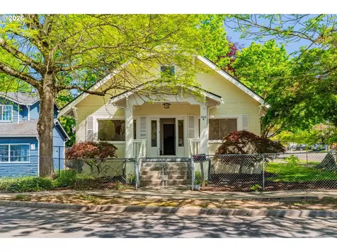 9806/9820 N Midway Avenue Portland OR 97203