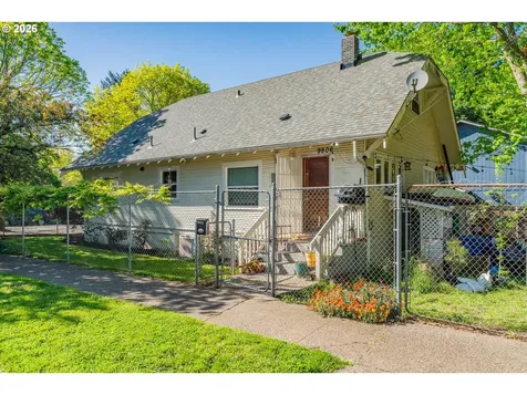 9806/9820 N Midway Avenue Portland OR 97203