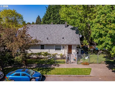 9806/9820 N Midway Avenue Portland OR 97203