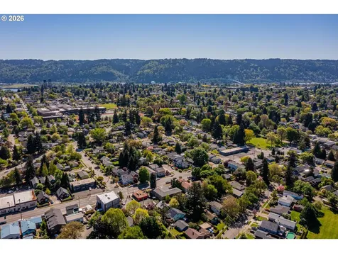 9806/9820 N Midway Avenue Portland OR 97203