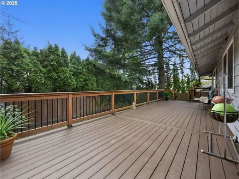 8962 SW Barnes Road Portland OR 97225