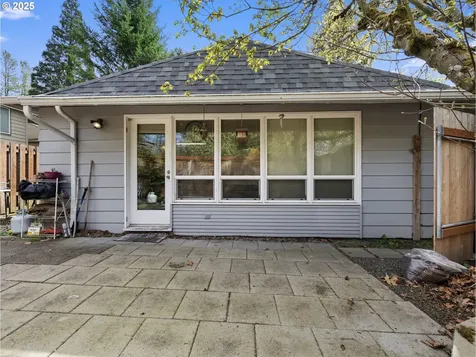 8962 SW Barnes Road Portland OR 97225